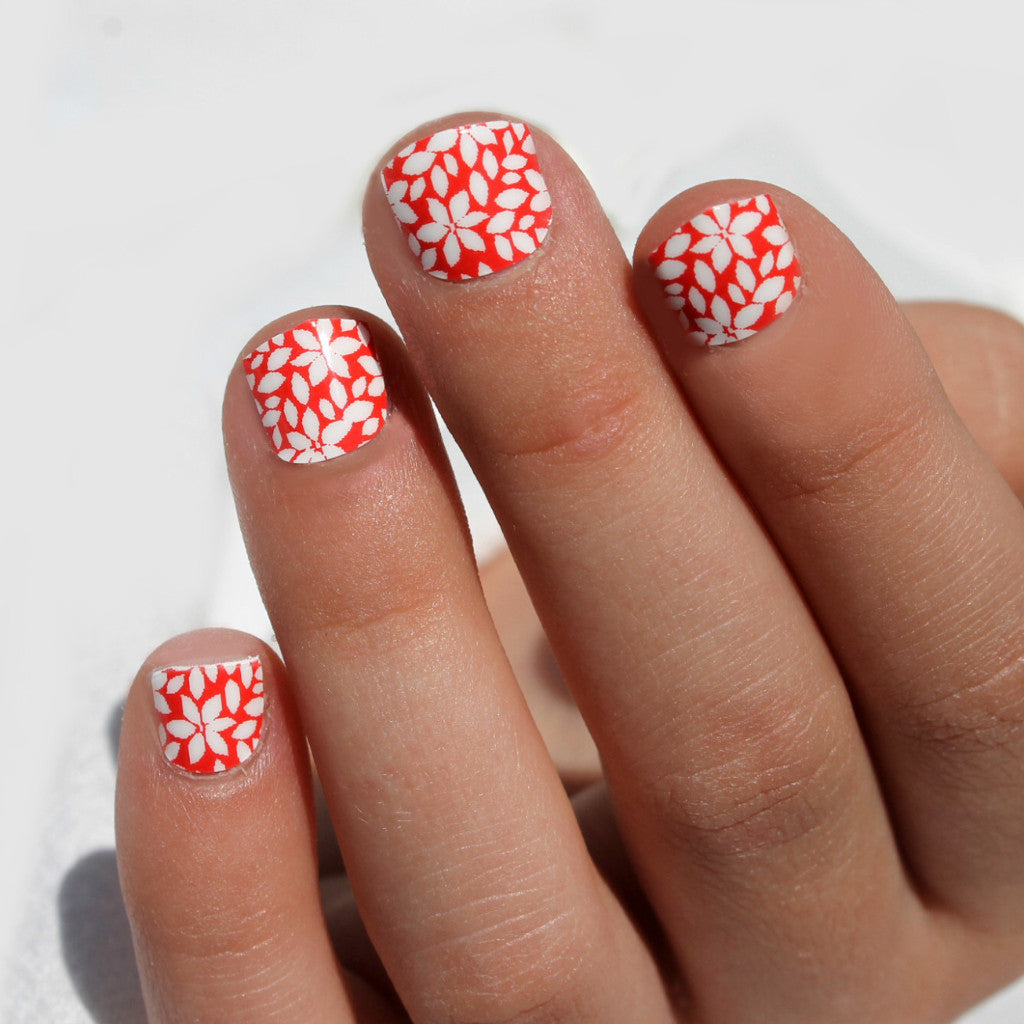 Miniature Flower Nail Prints for Kids