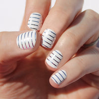 White & Silver Stripe Nail Wraps